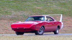 Dodge Charger Daytona Hemi 1969 года 